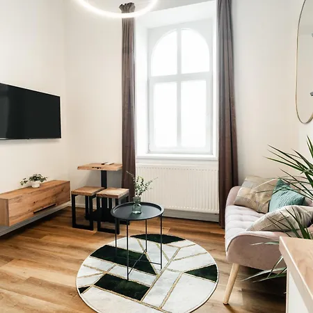 Internesto Brno Station Apartment Exterior photo